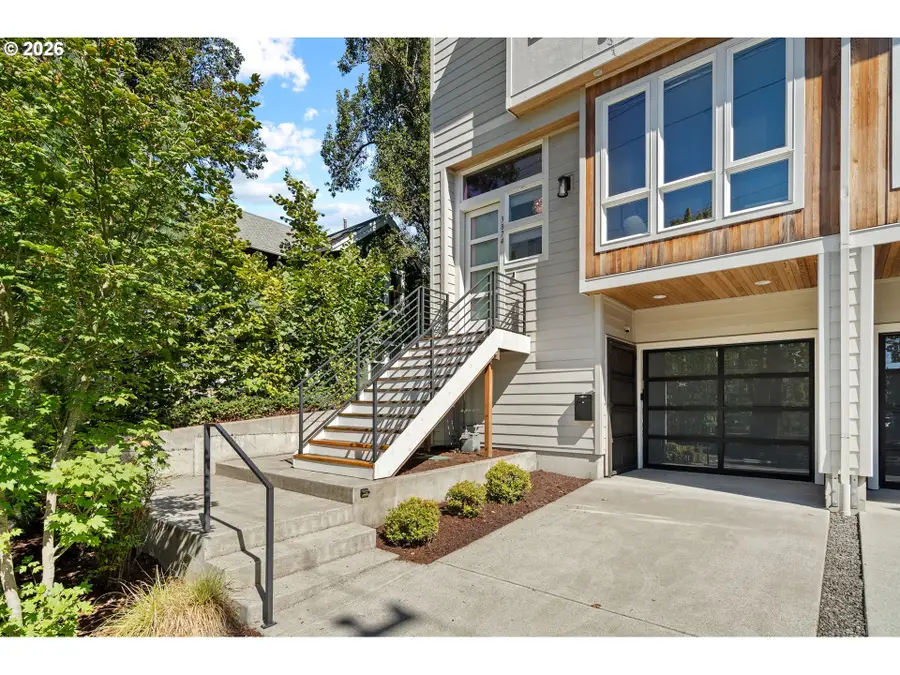 3874 SE 26th Ave, Portland, OR 97202 - #2