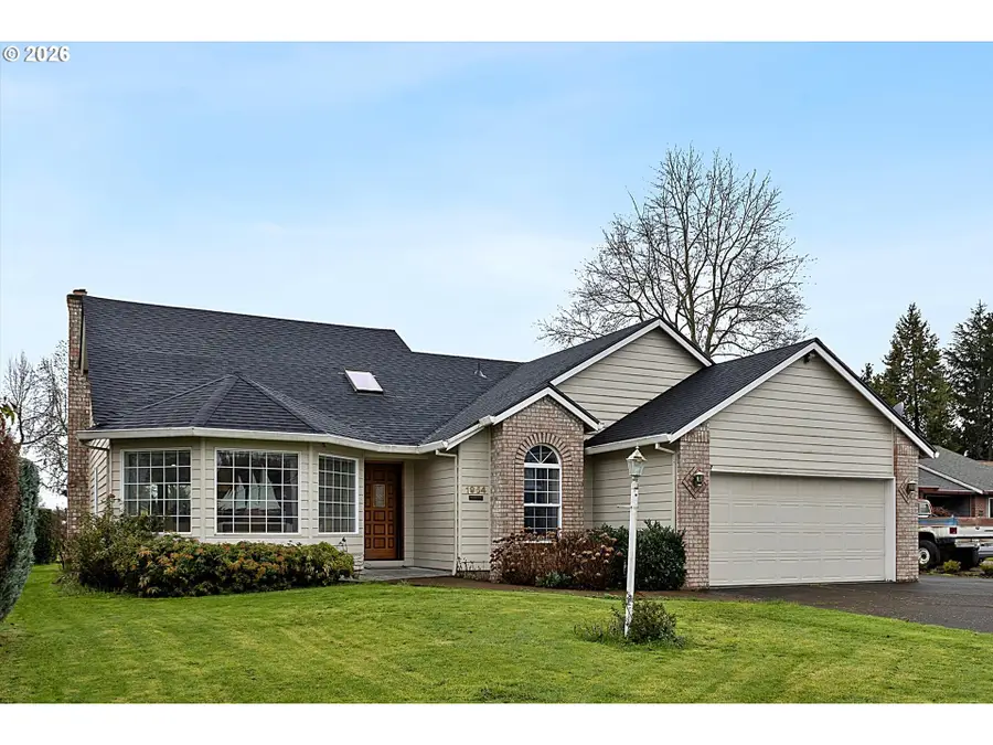 1954 SW Sesame St, McMinnville, OR 97128 - #2