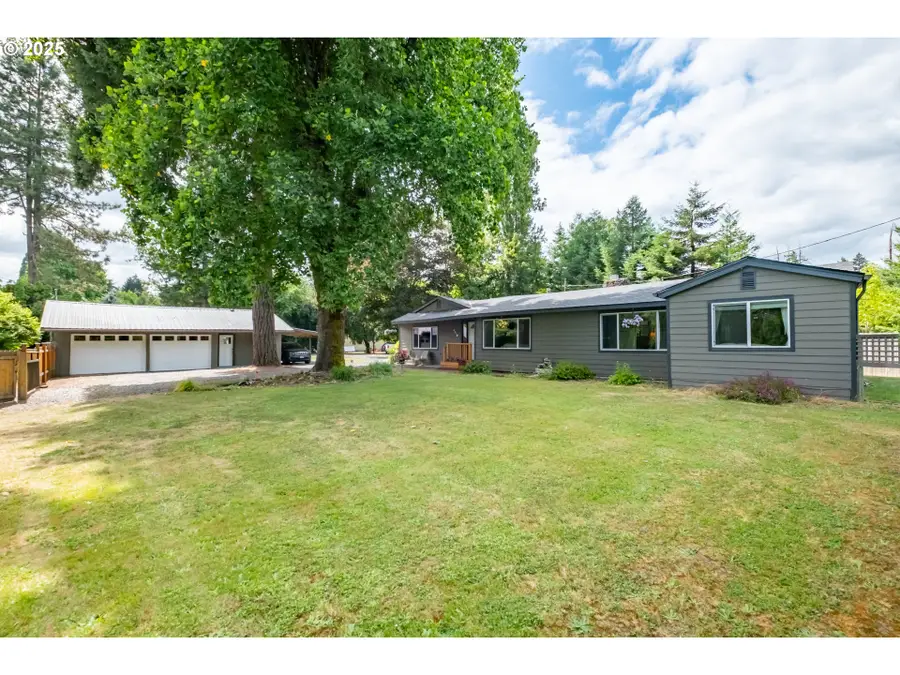 1049 N River Dr, Sweet Home, OR 97386 - Image #2