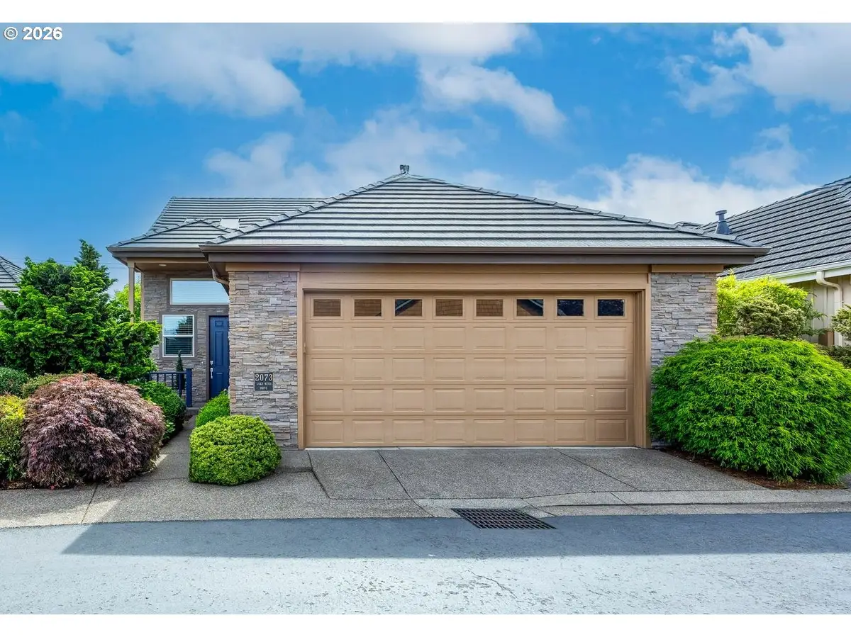 2073 Lake Wind Dr, Eugene, OR 97408 - #1