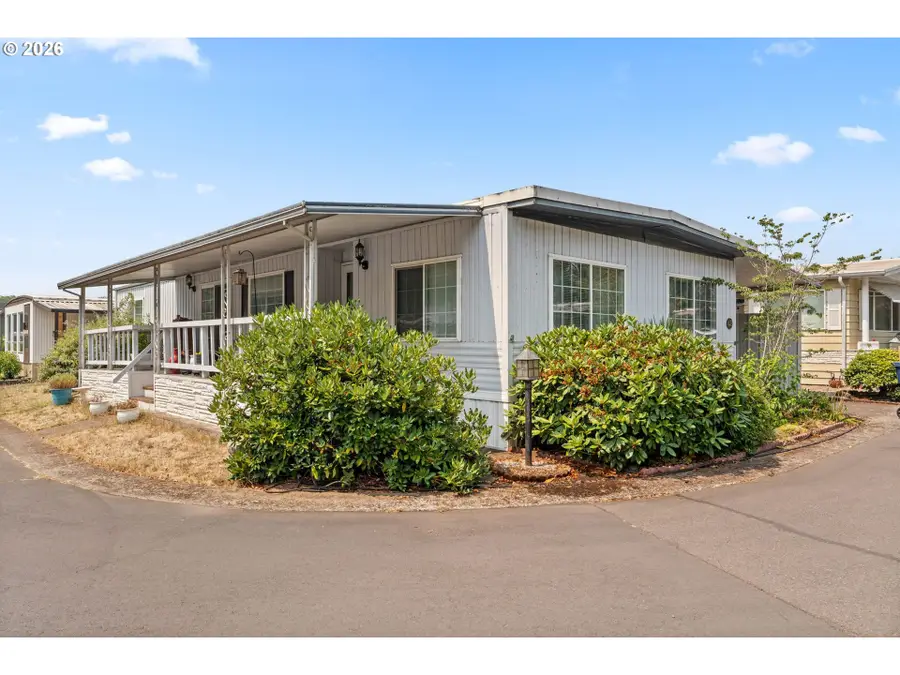 1800 Lakewood Ct, Eugene, OR 97402 - #2