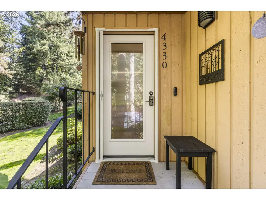 4330 Botticelli St, Lake Oswego, OR 97035 - #2