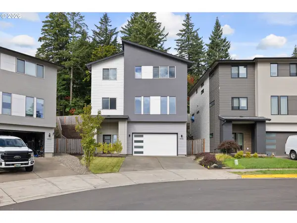 9985 SE Elderberry St, HappyValley, OR 97086