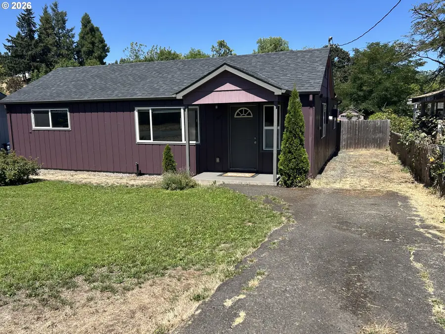 123 W 2nd St, Lowell, OR 97452 - #3