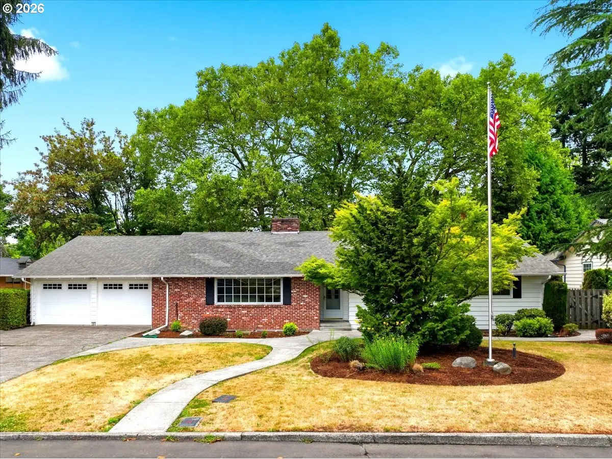 4510 Willamette Dr, Vancouver, WA 98661 - #1