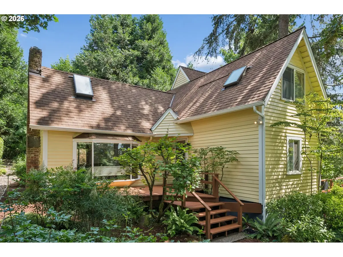 1766 SW Greenway Cir, Stafford, OR 97068 - #1