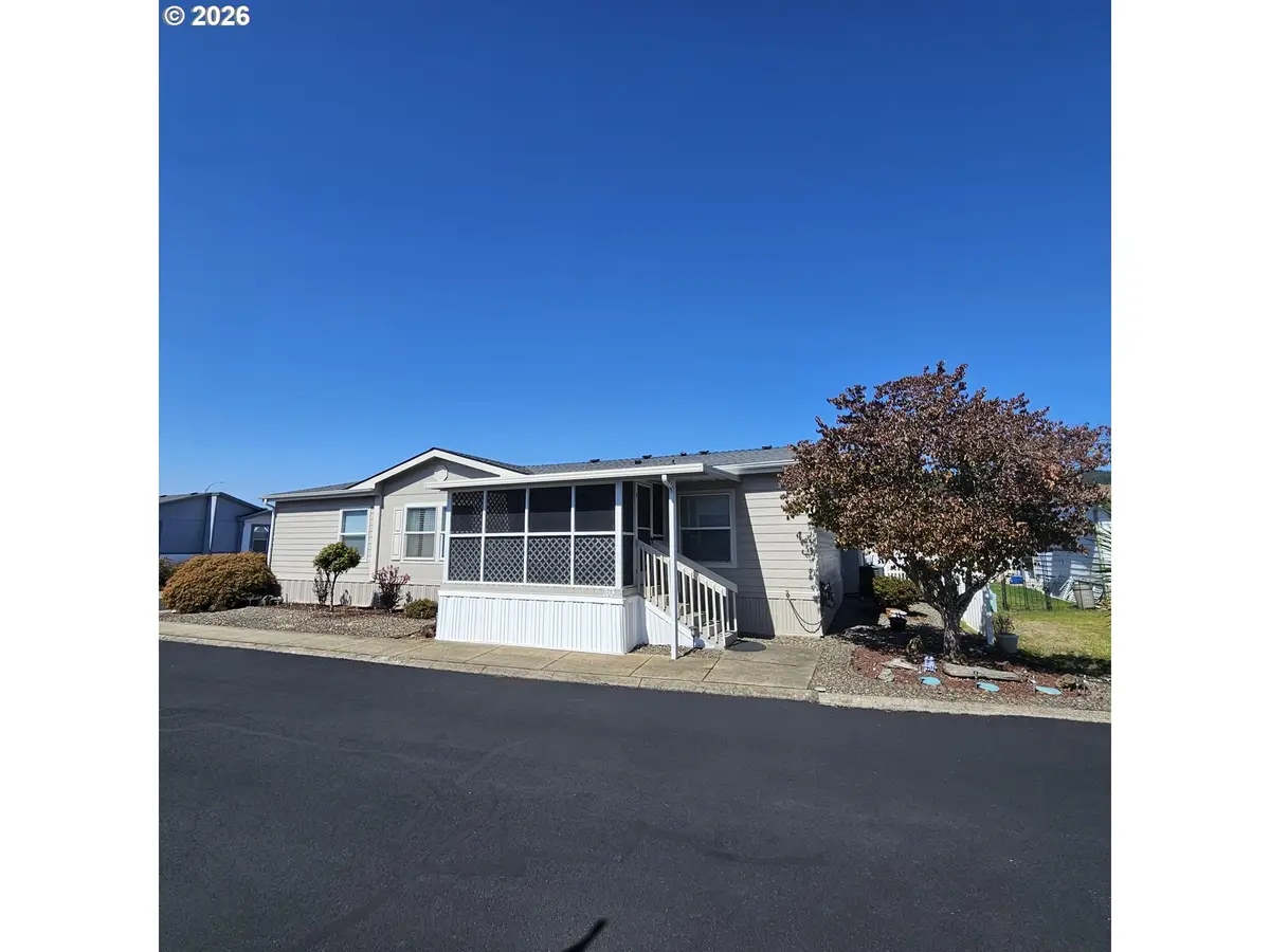 1200 E Central Ave #163, Sutherlin, OR 97479 - #1