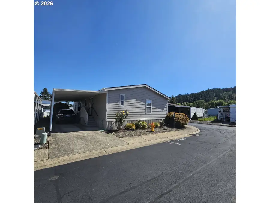 1200 E Central Ave #163, Sutherlin, OR 97479 - #3