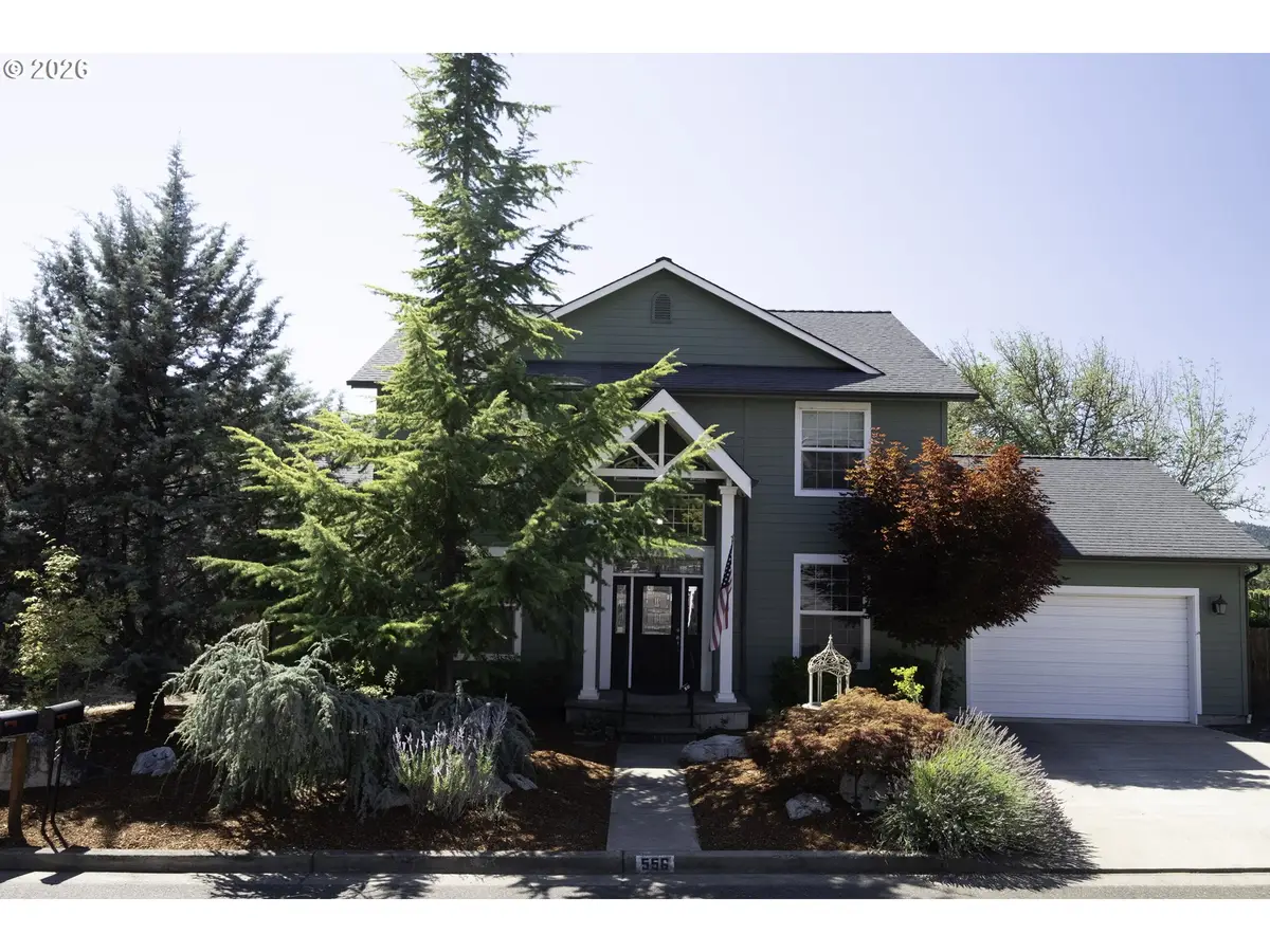 556 North View Dr, Winchester, OR 97495 - #1