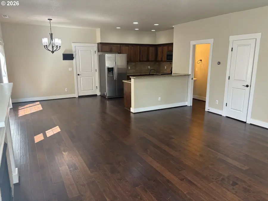 321 SW 202nd Ter, Beaverton, OR 97006 - #3