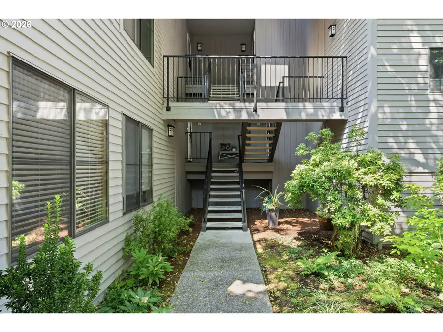 4000 Carman Dr #F89, Lake Oswego, OR 97035 - #2