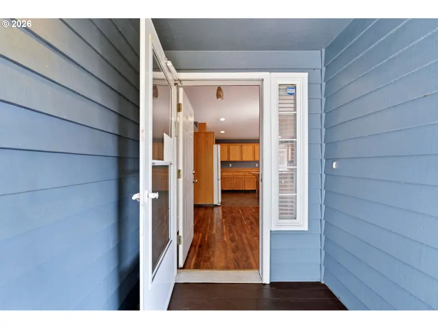 1230 E Reid Ct, La Center, WA 98629 - #3