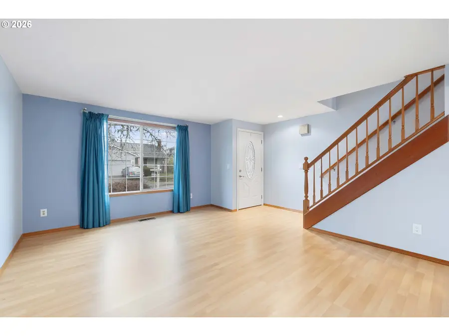 21612 SW Kristin Ct, Beaverton, OR 97003 - Image #2