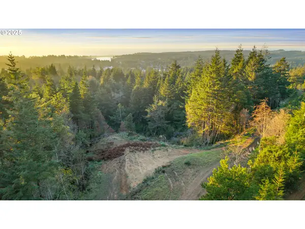 Dee Terrace, PortOrford, OR 97465