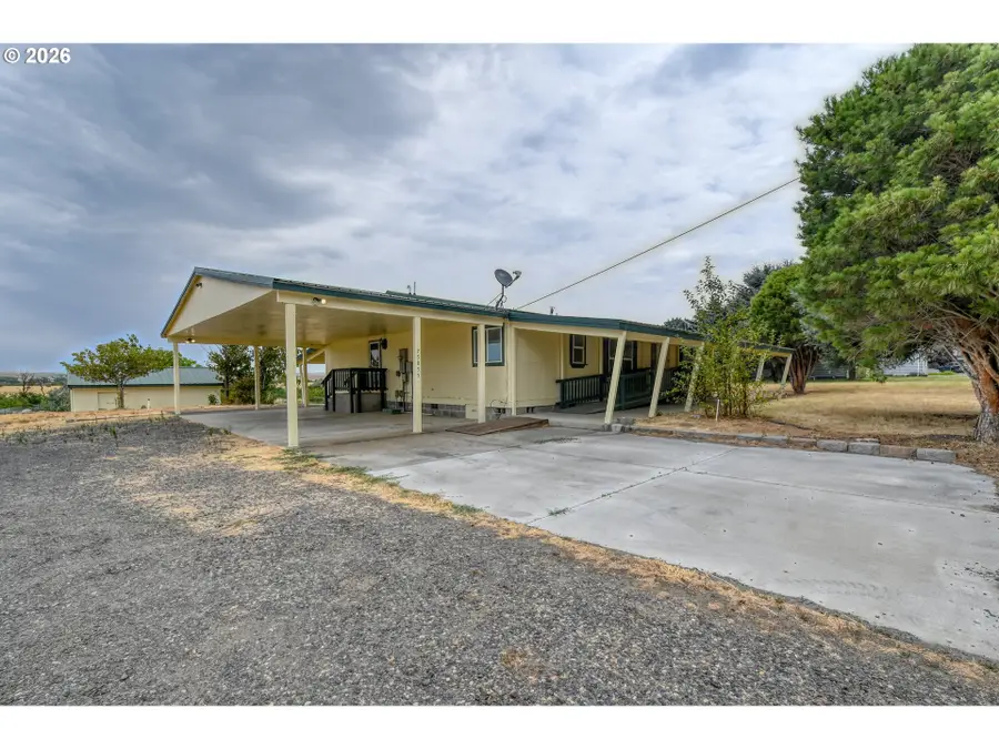 75055 W Oregon Ln, Irrigon, OR 97844 - #2