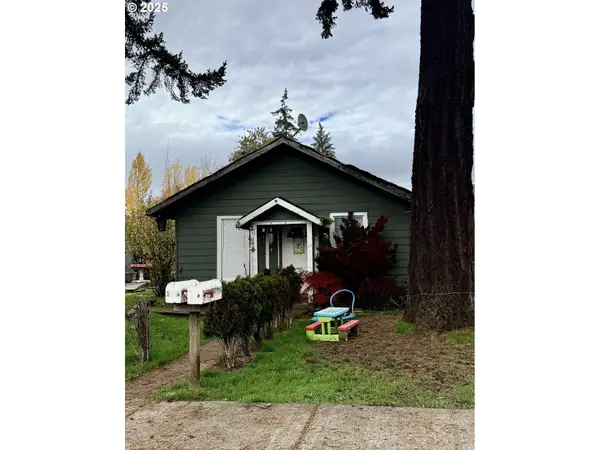 204 SW Water St, Sheridan, OR 97378