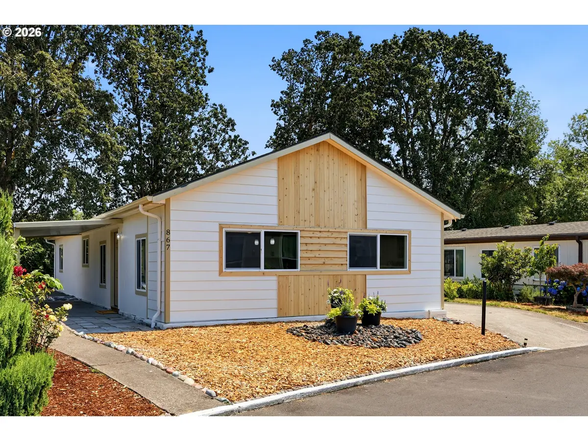 867 SW Liberty Bell Dr, Beaverton, OR 97006 - #1