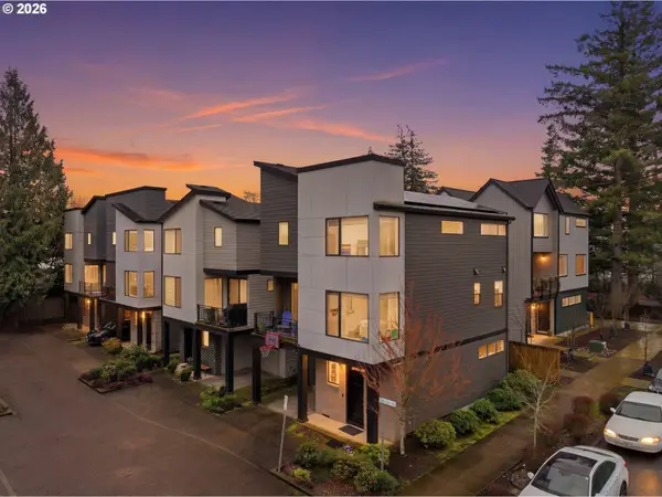 10415 SW 46th Pl #A, Portland, OR 97219