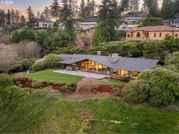 1209 SW Hessler Dr, Portland, OR 97239