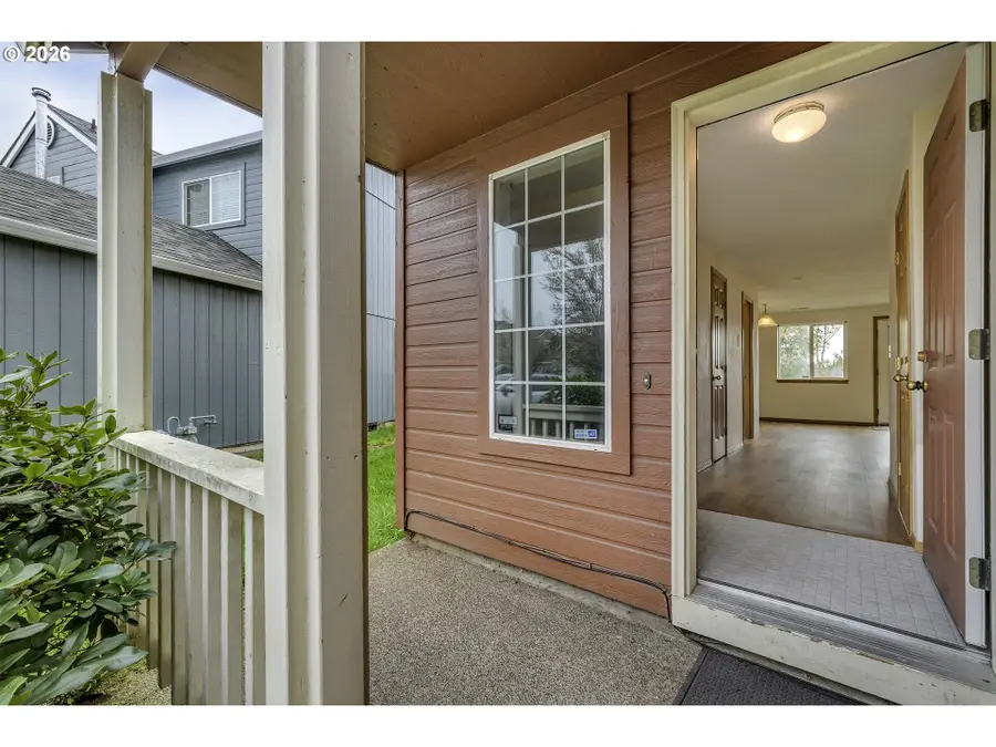 190 NE Skylar St, Hillsboro, OR 97124 - #3