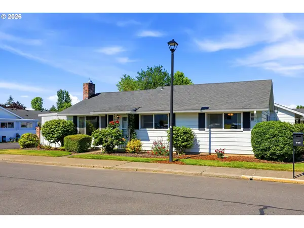 745 NE Fleming Ave #C22, Gresham, OR 97030