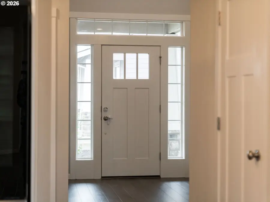 1663 NW Edgar St, McMinnville, OR 97128 - #3