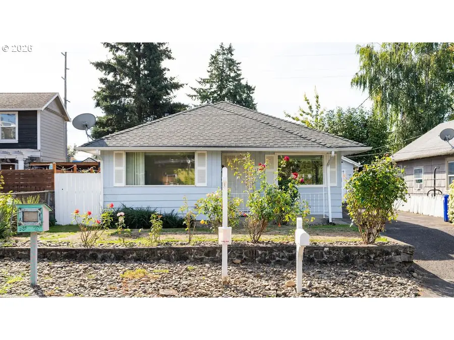 11726 SE Oak St, Portland, OR 97216 - #2
