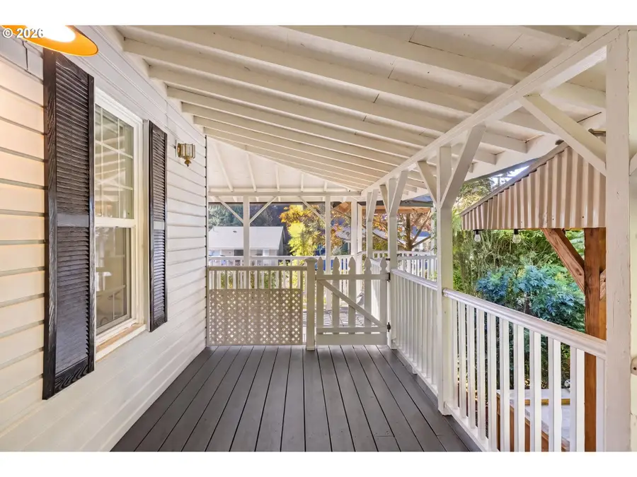116 S 4th Ave, Ridgefield, WA 98642 - #3