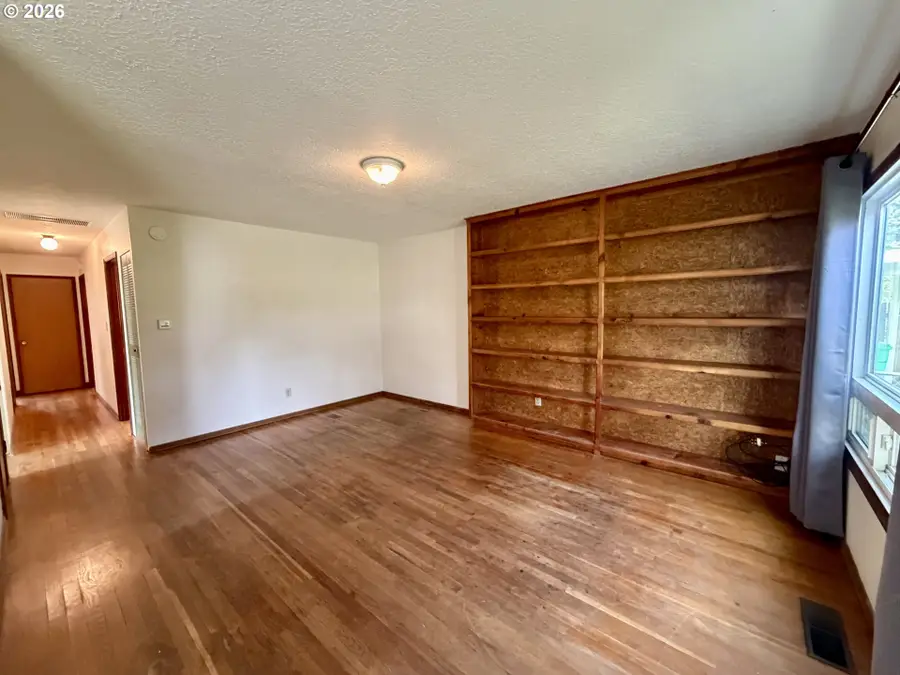 5104 NE Alberta St, Portland, OR 97218 - #3