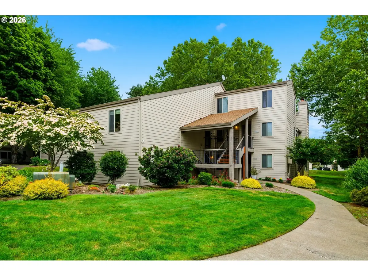 10121 SW Trapper Ter, Beaverton, OR 97008 - #1