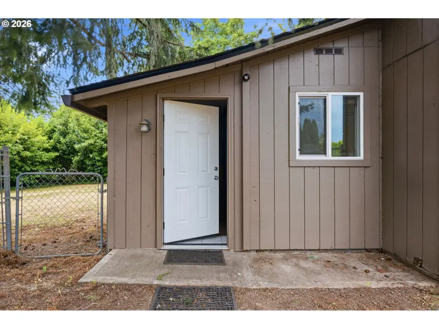 33399 SE Coupland Rd, Estacada, OR 97023 - #2