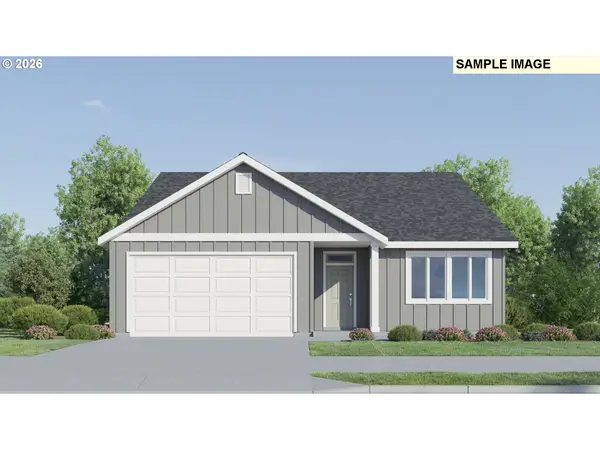 370 NE Hunter Dr, Estacada, OR 97023