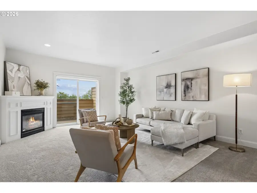 4830 SW View Point Ter, Portland, OR 97239 - #3