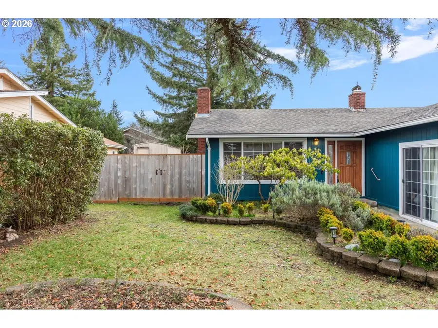 2361 Fir St, North Bend, OR 97459 - #3