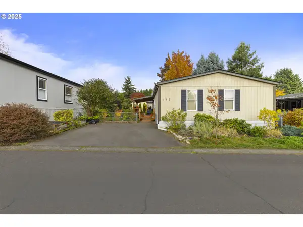 16812 SE 1st St #112, Vancouver, WA 98684