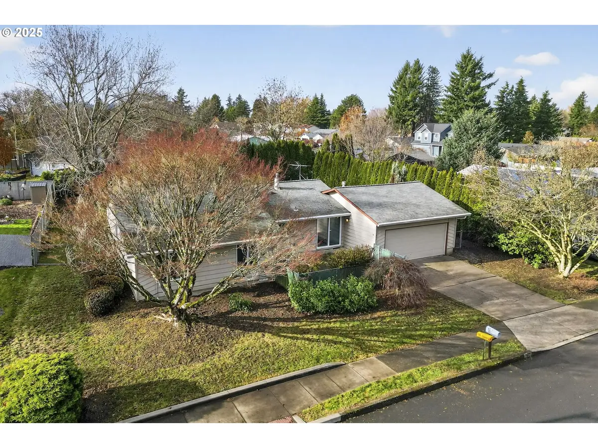 1427 SE Wendy Ave, Gresham, OR 97080 - Image #1