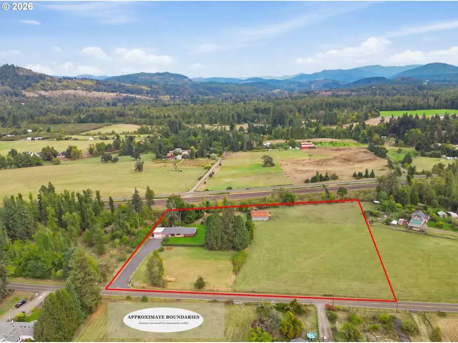 84587 Hilltop Dr, Pleasant Hill, OR 97455 - #2