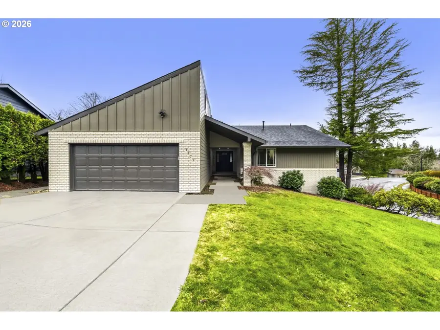 1175 SW Chastain Dr, Gresham, OR 97080 - #2