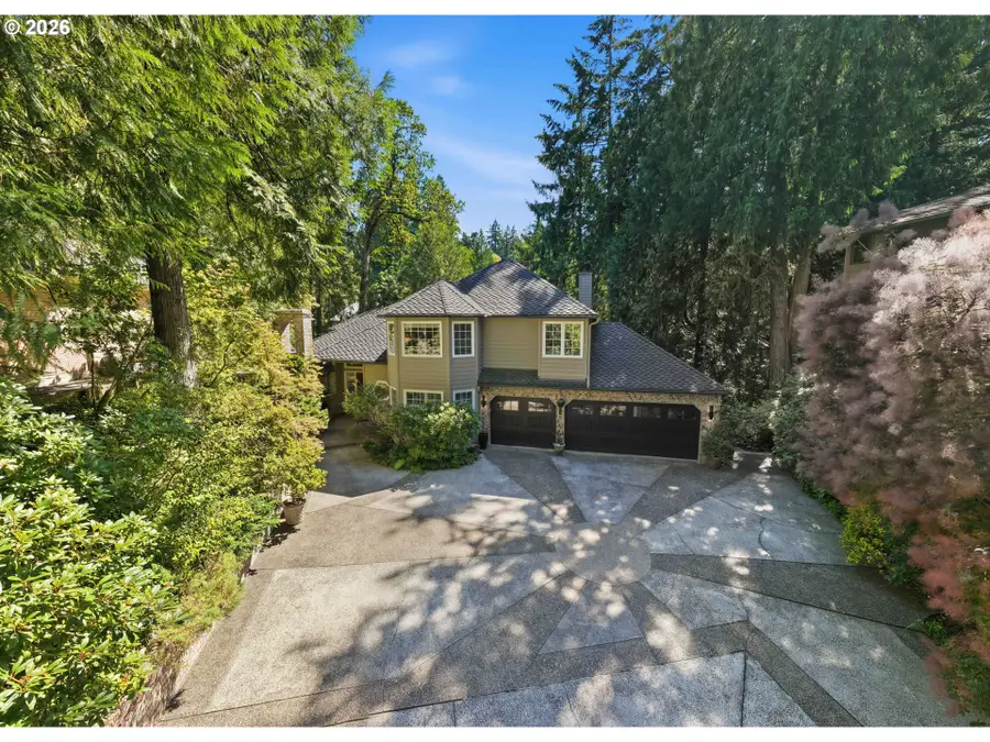 1876 Palisades Lake Ct, Lake Oswego, OR 97034 - #2