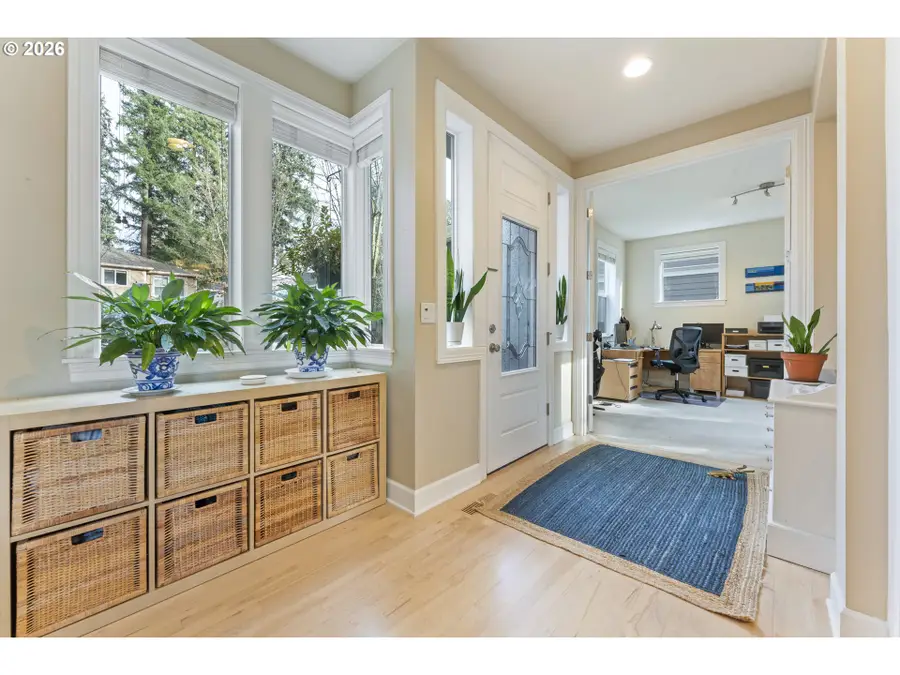 17511 Erin Ct, Lake Oswego, OR 97035 - #3