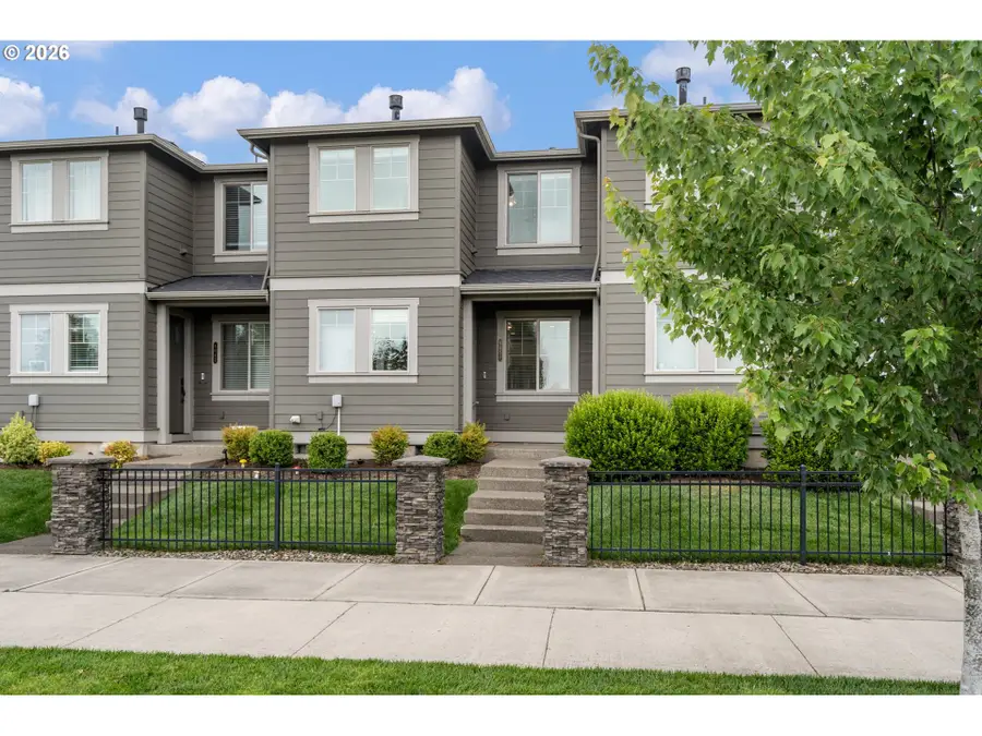 8051 SE Vermont St, Hillsboro, OR 97123 - #3