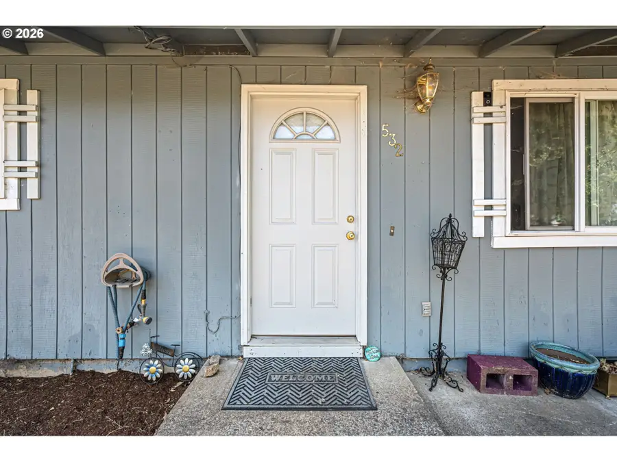 3999 Virginia Ave, Springfield, OR 97478 - #3