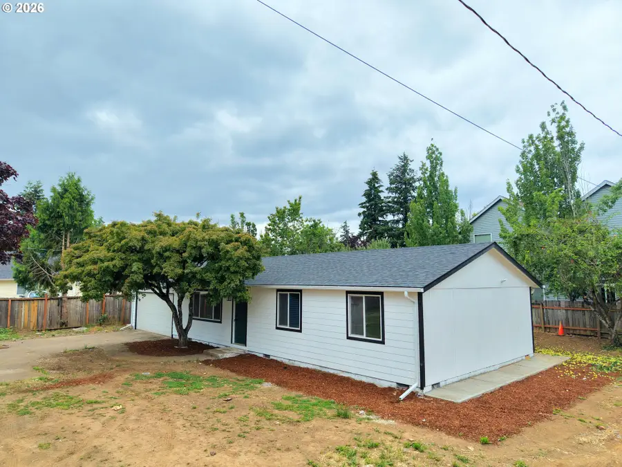 7563 SE Flavel St, Portland, OR 97206 - #2