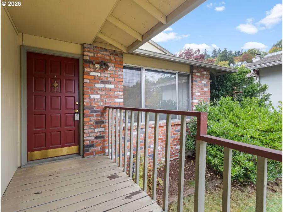 322 S Nebraska St, Portland, OR 97239 - #3