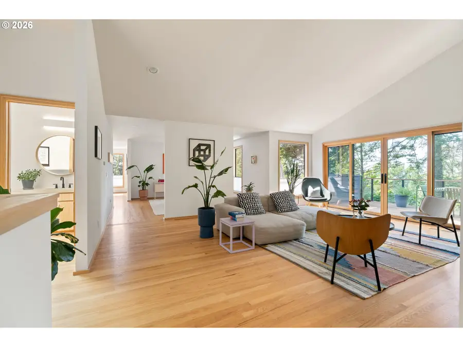 4202 SW Melville Ave, Portland, OR 97239 - #3
