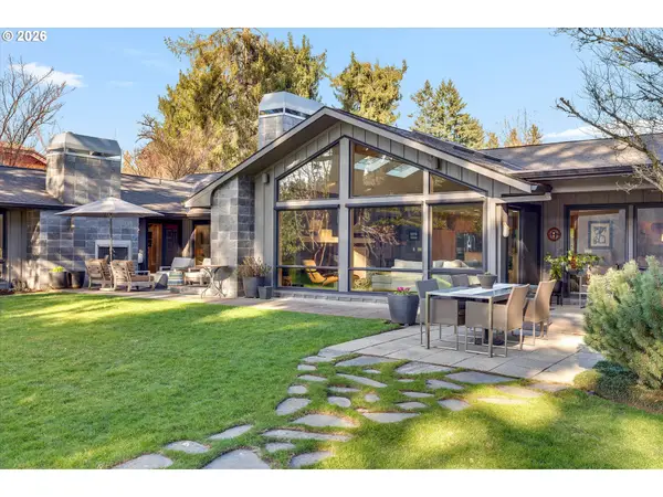 19333 SE River Drive Ct, Milwaukie, OR 97267