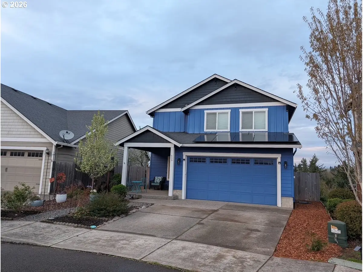 609 NE Megan Dr, Estacada, OR 97023 - #1