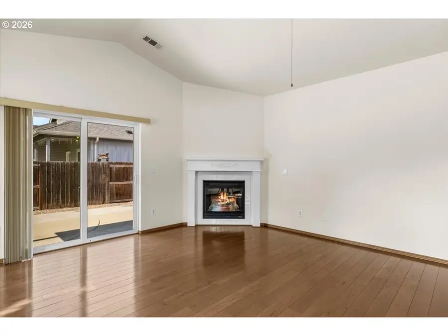1633 Claudia Way, Grants Pass, OR 97527 - #2