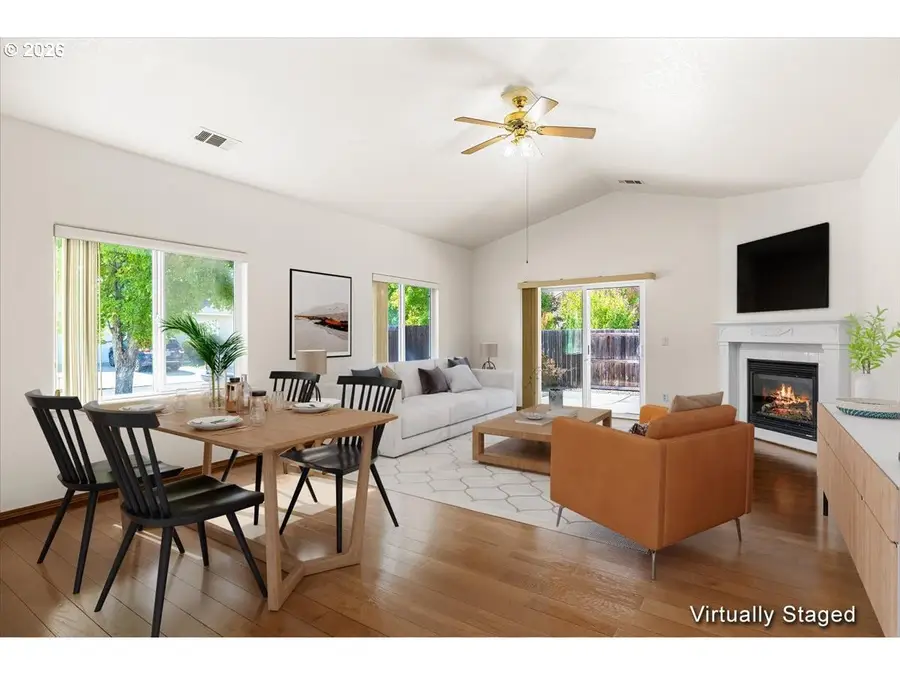 1633 Claudia Way, Grants Pass, OR 97527 - #3