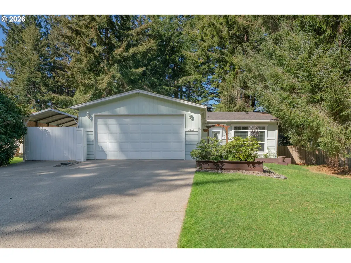 5167 Hilltop Dr, Florence, OR 97439 - #1